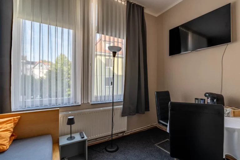 Sitzecke mit TV